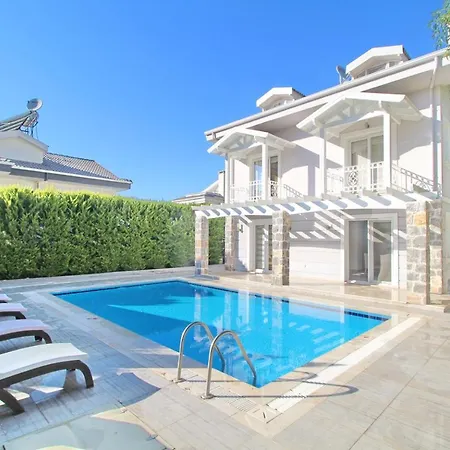 Villa Platinium Villa *