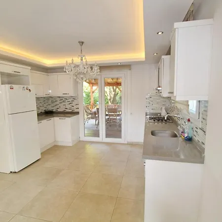 Platinium Villa *